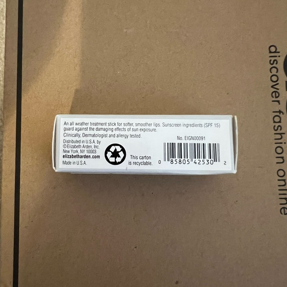 Elizabeth Arden Eight Hour Cream Lip Protectant Stick Sunscreen SPF 15 - Picture 4 of 5